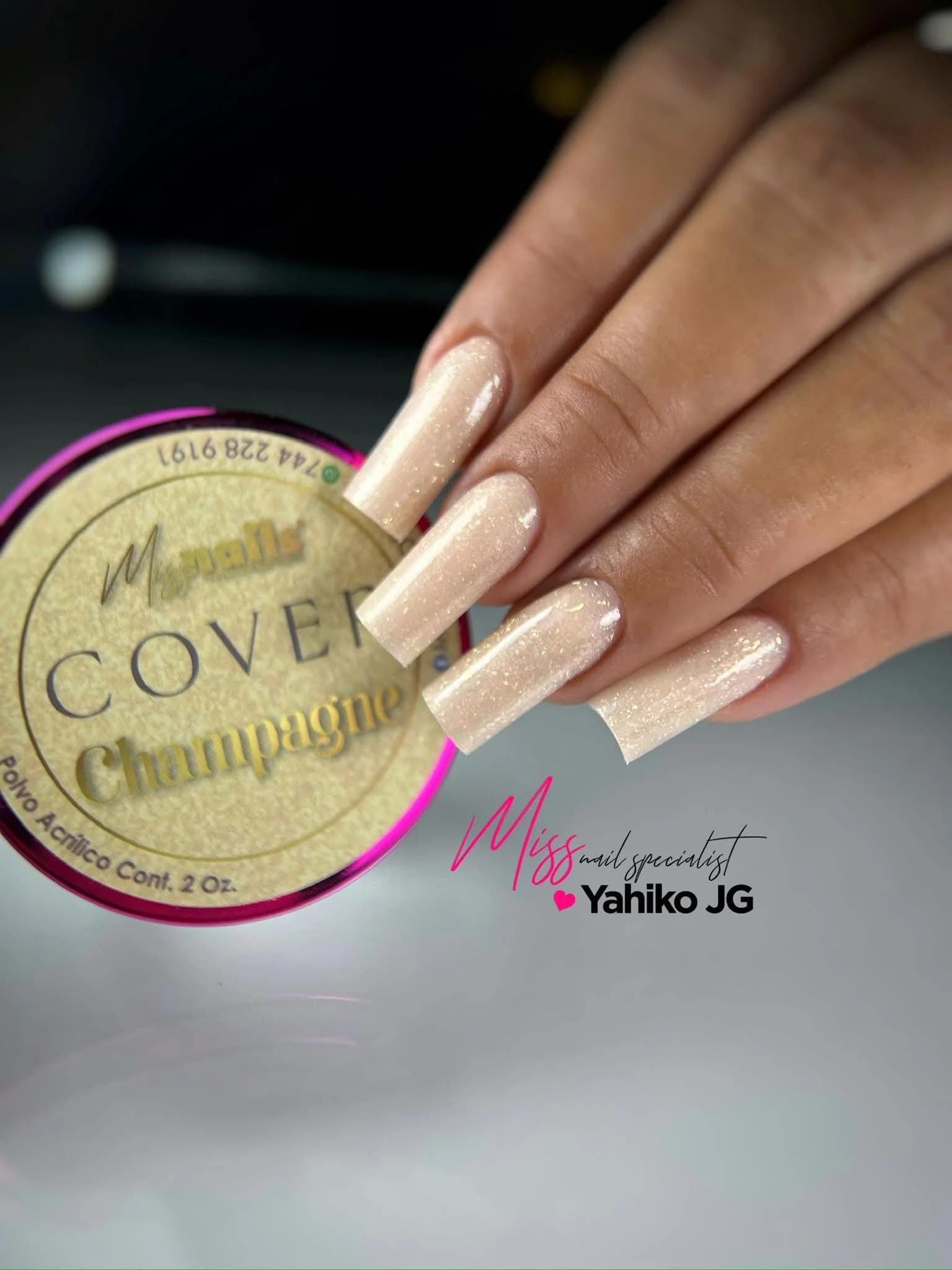 Acrílico mediano cover champagne